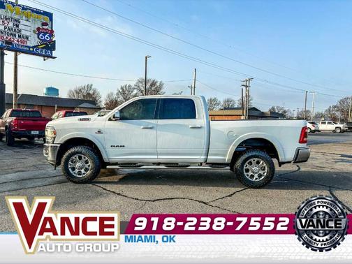 Bright White Clearcoat 2020 RAM 2500 Laramie