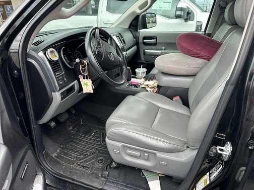 2021 Toyota Sequoia Limited