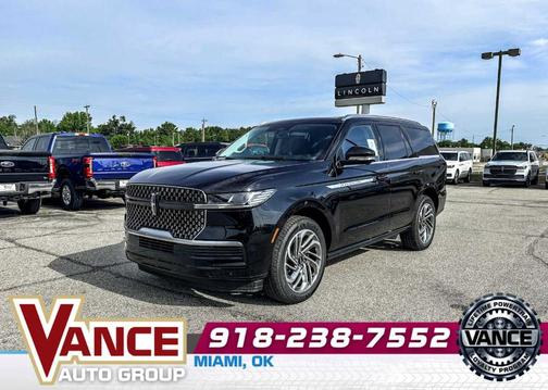 Infinite Black Metallic 2026 Lincoln Navigator Reserve