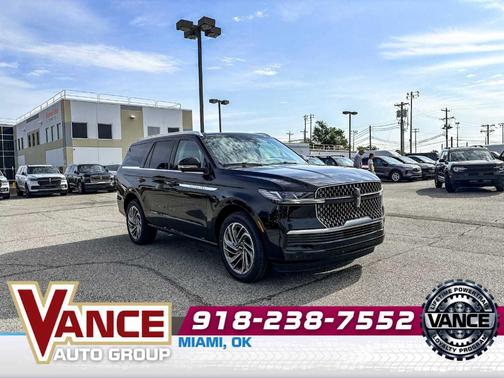 Infinite Black Metallic 2026 Lincoln Navigator Reserve