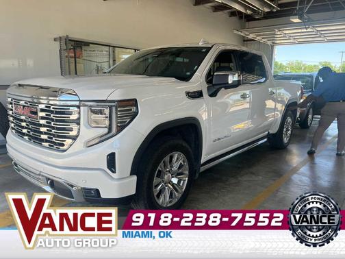 White Frost Tri-Coat 2022 GMC Sierra 1500 Denali