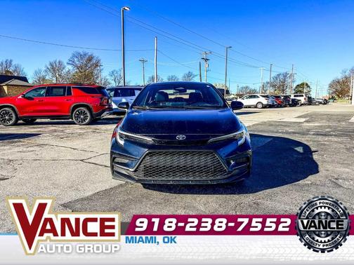 Midnight Black Metallic 2024 Toyota Corolla SE