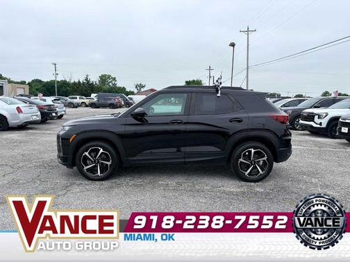 Mosaic Black Metallic 2021 Chevrolet Trailblazer RS