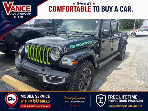 Black Clearcoat 2021 Jeep Gladiator Overland