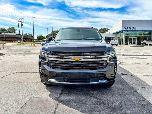 2022 Chevrolet Suburban LT