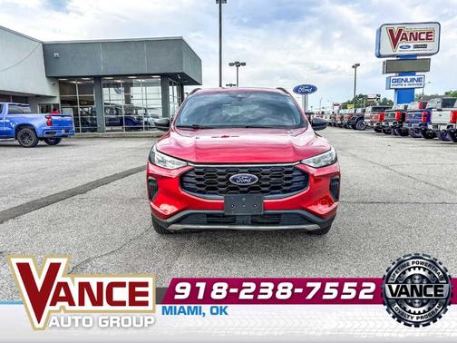 Rapid Red Metallic Tinted Clearcoat 2025 Ford Escape ST-Line