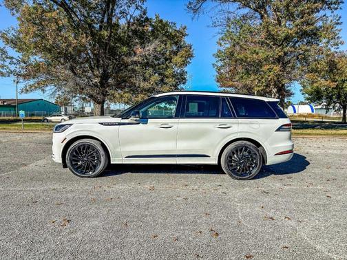 2026 Lincoln Aviator Reserve AWD
