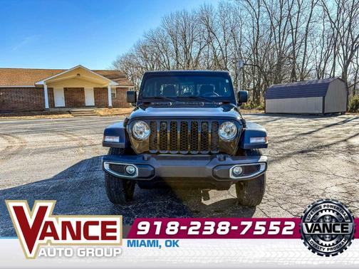 2023 Jeep Gladiator Sport