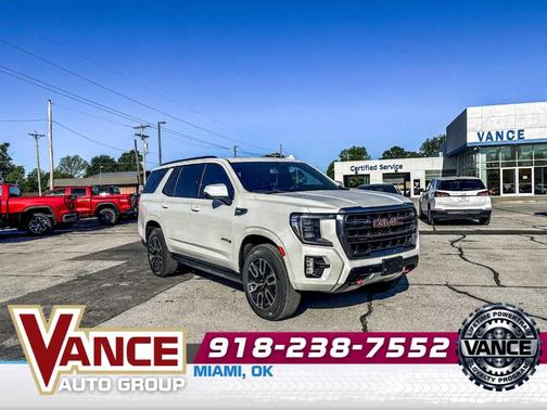 White Frost Tri-Coat 2021 GMC Yukon AT4