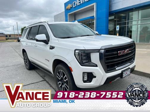 White Frost Tri-Coat 2021 GMC Yukon AT4