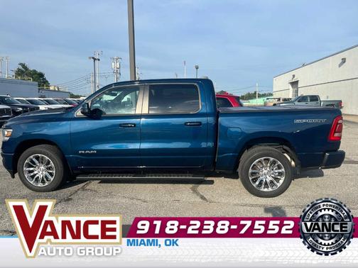 Patriot Blue Pearlcoat 2023 RAM 1500 Laramie