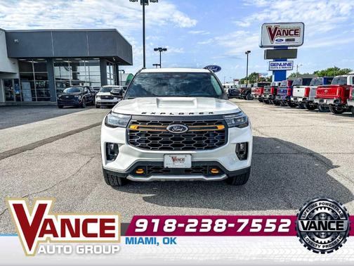 Star White 2026 Ford Explorer Tremor