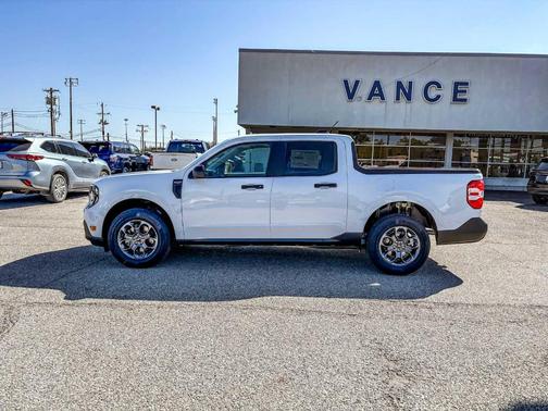 2025 Ford Maverick XLT