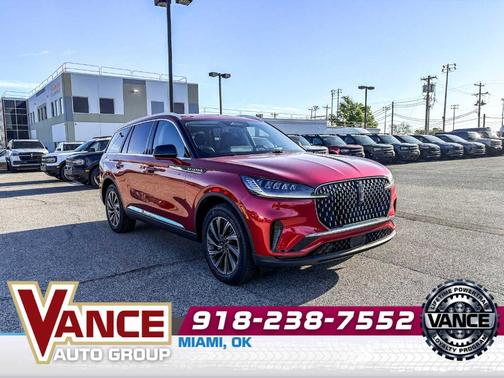 Red Carpet Metallic Tinted Clearcoat 2026 Lincoln Aviator Premiere