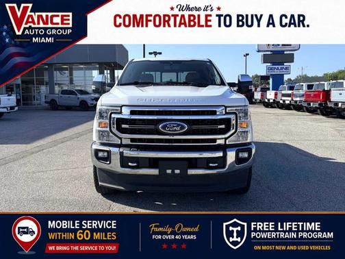 Oxford White 2022 Ford F-250 Lariat