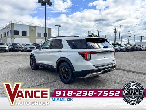Star White 2026 Ford Explorer Tremor