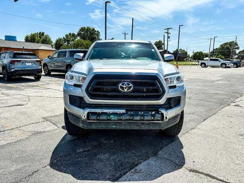 2022 Toyota Tacoma SR