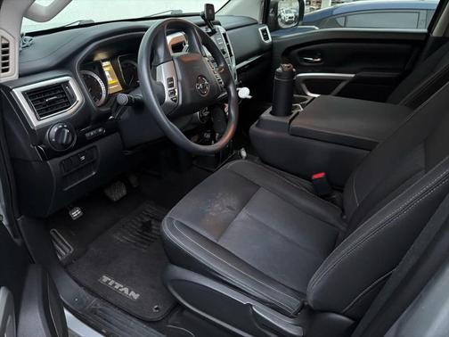 2018 Nissan Titan SV