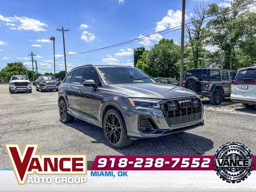 Samurai Gray Metallic 2025 Audi Q7 55 Prestige