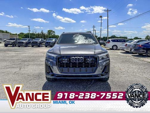 Samurai Gray Metallic 2025 Audi Q7 55 Prestige
