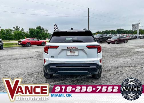 Summit White 2025 GMC Terrain Elevation