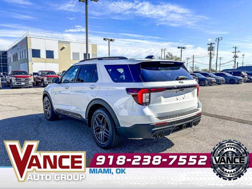 Star White 2026 Ford Explorer ST