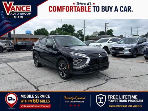 Labrador Black Pearl 2025 Mitsubishi Eclipse Cross SE