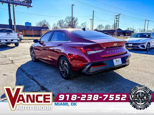 2024 Hyundai ELANTRA SEL