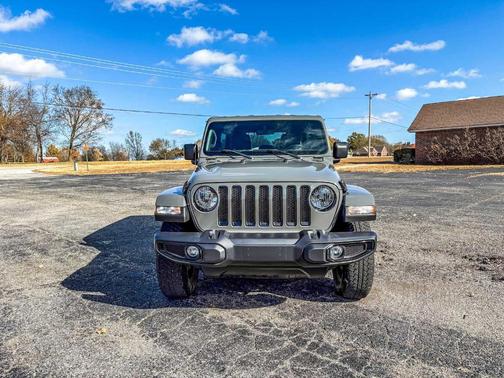 2022 Jeep Wrangler Unlimited Sahara Altitude