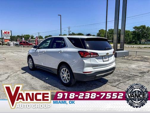 Summit White 2024 Chevrolet Equinox LT