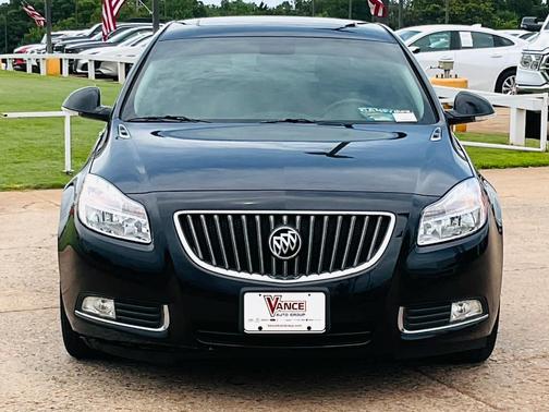 2012 Buick Regal Premium 1
