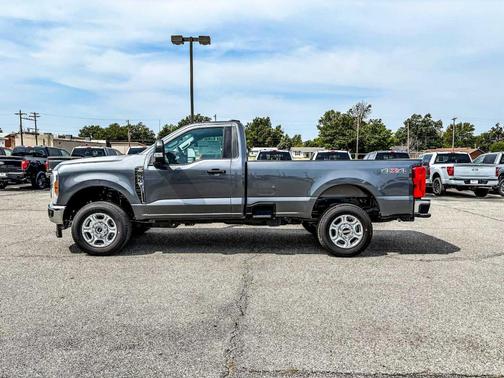 2026 Ford F-350 XLT