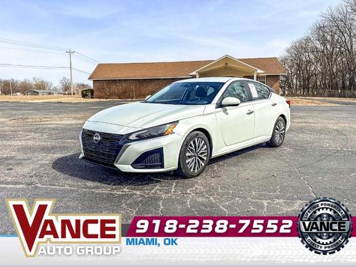 2023 Nissan Altima 2.5 SV