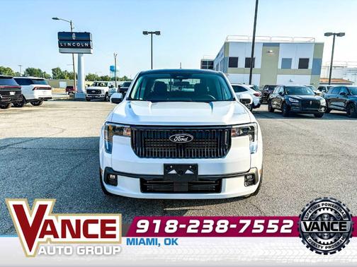 2025 Ford Maverick Lobo Standard