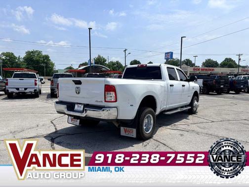 Bright White Clearcoat 2019 RAM 3500 Tradesman