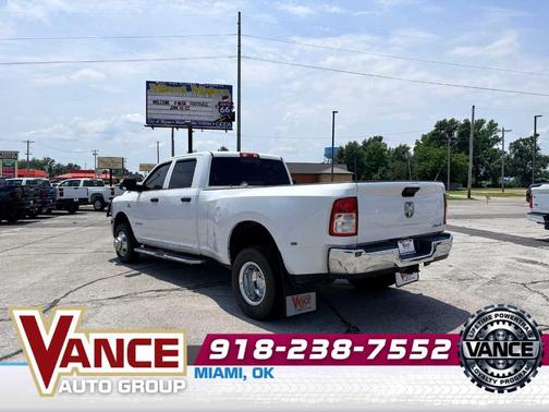 Bright White Clearcoat 2019 RAM 3500 Tradesman