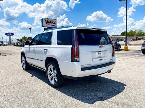 2018 Cadillac Escalade Platinum
