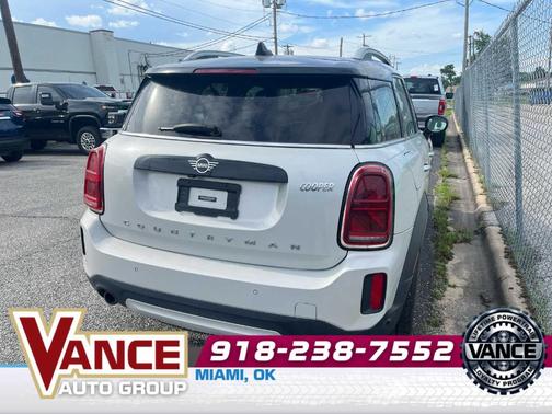 White Silver Metallic 2022 MINI Countryman Cooper