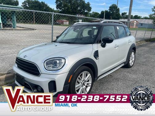 White Silver Metallic 2022 MINI Countryman Cooper