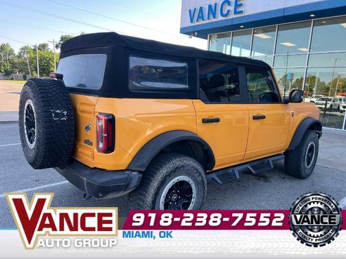 Orange Metallic 2021 Ford Bronco Badlands