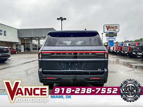 Flight Blue 2026 Lincoln Navigator Reserve