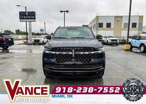 Flight Blue 2026 Lincoln Navigator Reserve
