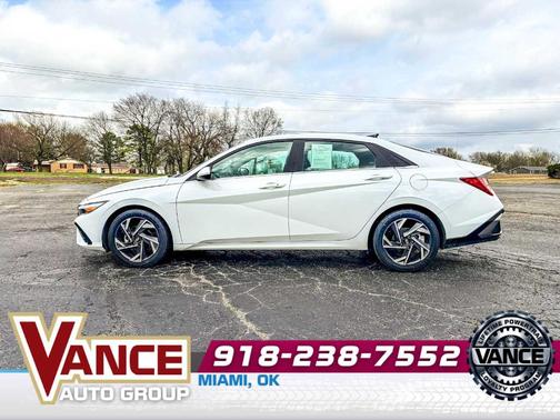 2025 Hyundai ELANTRA SEL Convenience