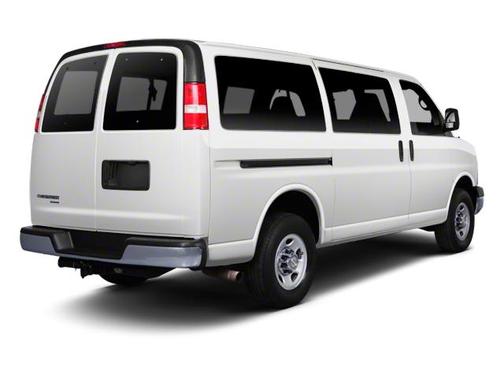 Summit White 2013 Chevrolet Express 2500 LT