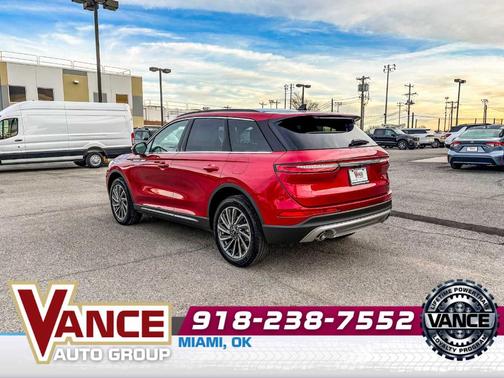 Red Carpet Metallic Tinted Clearcoat 2026 Lincoln Corsair Reserve