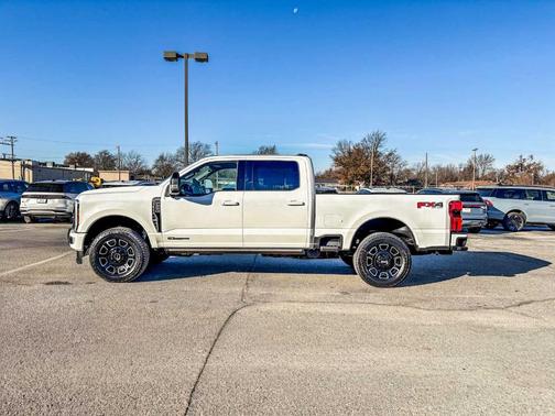 2026 Ford F-250 Platinum