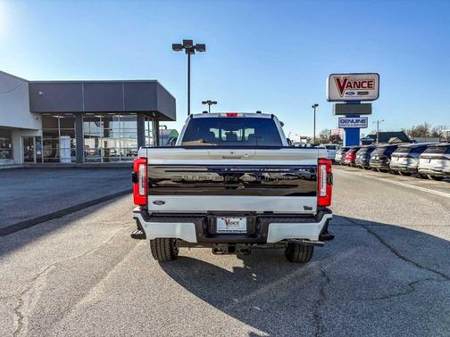 2026 Ford F-250 Platinum