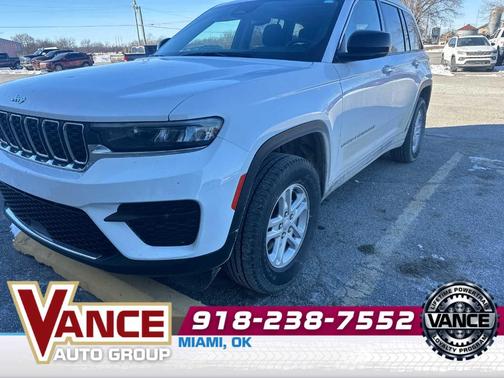 2023 Jeep Grand Cherokee Laredo