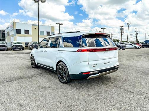 2023 Kia Carnival SX Prestige
