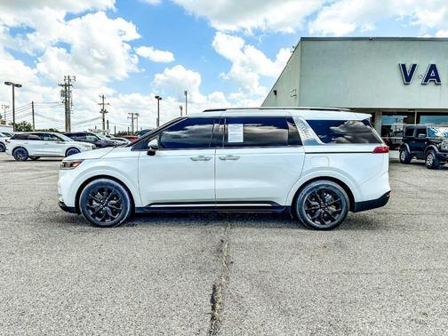 2023 Kia Carnival SX Prestige